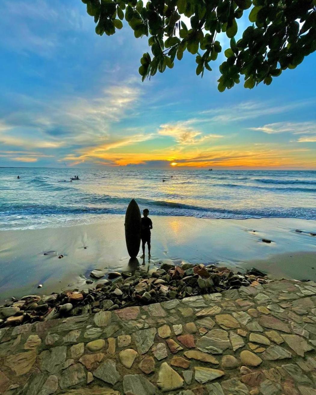 Ponta Da Pedra Inn 2*